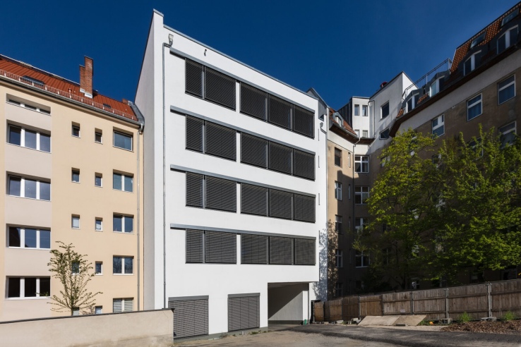 Erweiterungsbau Halensee-Grundschule: Karlsruher Str. 10, 10711 Berlin